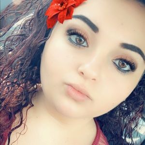 Meet your Posher, Molly